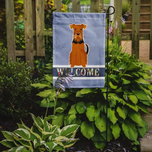 Vista 2 de Caroline's Treasures BB5622GF Airedale - Bandera de bienvenida para jardín, bandera decorativa para patio, exteriores, patio, parterres