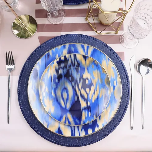 Vista 2 de Platos de carga azul marino con bordes abalorios, juego de 6 platos de plástico para bodas a granel para platos de cena, decoración de mesa