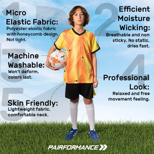 Vista 5 de PAIRFORMANCE Conjunto de camisetas de fútbol para niños y niñas de 6 a 12 años de edad, camisetas y pantalones cortos de fútbol para interiores