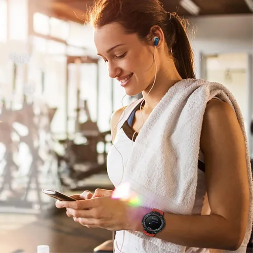 Vista 5 de Paquete de 2 correas impermeables compatibles con Amazfit T-Rex Pro Watch, correa de repuesto de silicona suave para reloj inteligente Amazfit