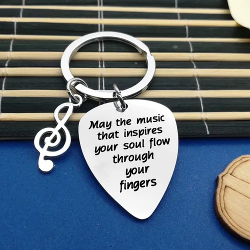 Vista 4 de Llavero de púa de guitarra inspirador, regalo para guitarristas, músicos, amantes de la música, regalo para profesores de música, regalo