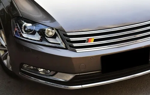 Vista 4 de iJDMTOY (1) insignia emblema de la bandera alemana adaptable a la parrilla delantera de autos alemanes, por ej.: Audi, BMW, Mercedes, Porsche