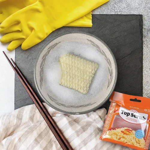 Vista 4 de Genuine Fred Top Scrub - Esponja para Ramen, Multicolor