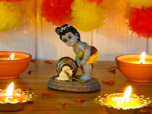 Vista 6 de Estatua de ídolo hindú de Krishna – 3.7 pulgadas de alto pequeño ladrón de mantequilla Makhan para decoración de tablero de automóvil, regalo