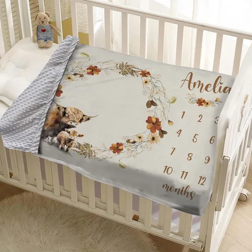 Vista 5 de Manta de hito mensual personalizada para bebé, nombre personalizado con fondo de fotografía de diseño de ganado de las tierras altas, manta de felpa