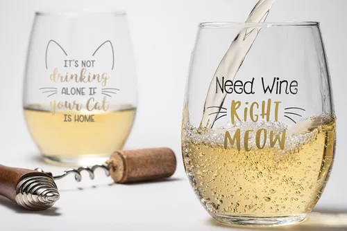 Vista 4 de Lillian Rose 2 copas de vino para amantes de los gatos con frases divertidas