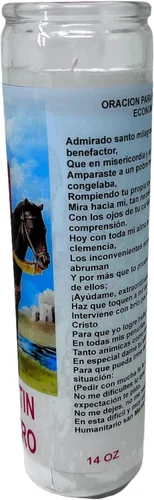 Vista 5 de Veladora de rezo San Martín Caballero oración al reverso en español para problemas económicos 14 oz vaso grande una pieza Blanca sin esencia