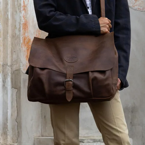 Vista 3 de Littlefield & Co., Bolso portador de correo con correa ajustable para el hombro, bolsa de mensajero, maletín grande, bolsa cruzada para hombre