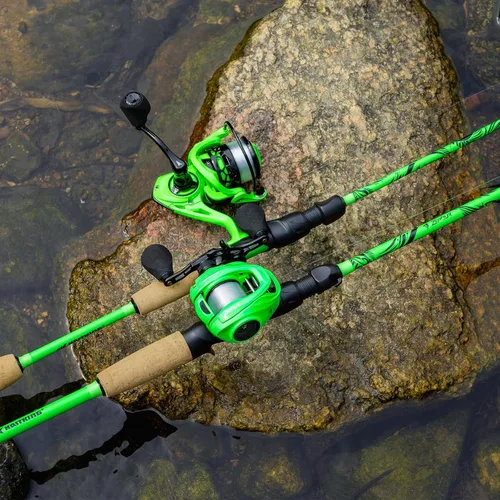 Vista 10 de KastKing Zephyr Dual-Tip Baitcaster & Spinning Fishing Rod and Reel Combo Verde neón
