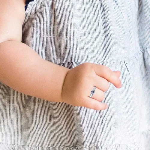 Vista 5 de AILAAILA Anillos de piedra natal, tamaño 1-10, circonita cúbica, acero inoxidable, cumpleaños, madre, hija, regalos para niñas y mujeres, Metal