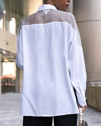 Vista 4 de The Drop signedblake - Camisa blanca con botones y yugo de organza, para mujer