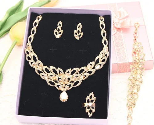Vista 7 de SFE Juego de collar de declaración nupcial chapado en oro y platino y aretes colgantes para novia juego de joyas de boda gargantilla para mujeres