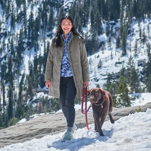 Vista 7 de Eddie Bauer Abrigo de Trinchera Impermeable con Aislamiento para Mujer Girl on the Go