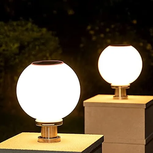 Vista 2 de Poste de luz LED para exteriores, iluminación LED plateada tradicional, globo acrílico simple, luz solar para patio, jardín, poste de poste