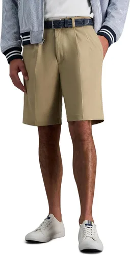 Vista 10 de Haggar Men's Cool 18 Pro Straight Fit Pleated Front 4-Way Stretch Expandable Waist Golf Performance Short Negro