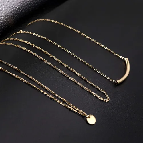 Vista 4 de Aisansty - Gargantilla elegante de varias capas hecha a mano con forma de tubo dije de moneda colgante de perla y estrella cadena ajustable