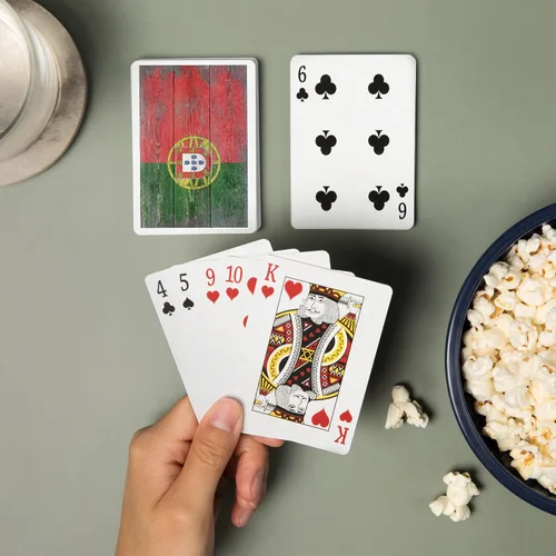 Vista 2 de Lantern Press Bandera rústica de Portugal Country (52 cartas de juego, baraja de cartas de tamaño póquer con comodines)
