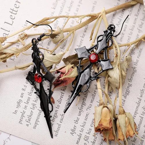 Vista 5 de Sacina Aretes de cruz gótica, aretes de cruz negra para mujer, aretes góticos, aretes góticos, aretes de Halloween, joyería de disfraces, regalo