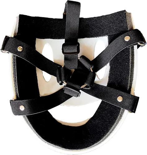 Vista 4 de EFORPT Mascarilla de francotirador invasión de gran altura Yuka Makoto Mascarilla Anime Tenkuu Shinpan Blanca Sonrisa Máscara para Halloween Cosplay
