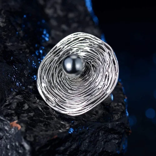 Vista 3 de Mytys Vintage Silver Rings for Women Big Round Cocktail Ring with Pearl Statement Jewelry Gift