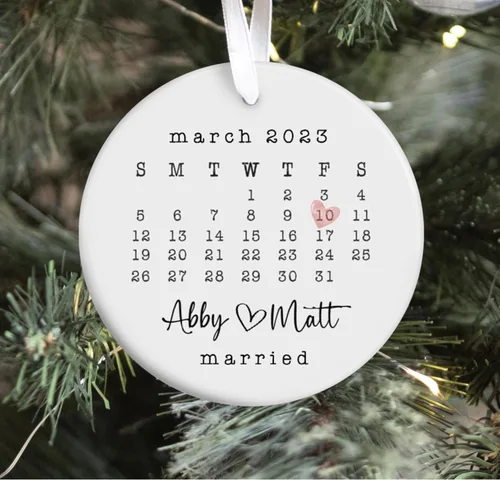 Vista 3 de NAZENTI Adorno de boda personalizado, adorno de regalo de compromiso, nombre y foto personalizados, adornos de aniversario de primera Navidad