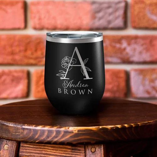 Vista 3 de Regalos para el Día de la Madre para mamá, vaso de vino personalizado con tapa, 12 onzas, negro, regalos personalizados para mujeres, vasos aislados