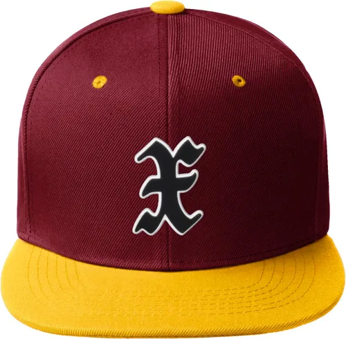 Vista 1209 de Daxton Gorra clásica con visera de billete plano con letras del alfabeto inglés antiguo de la A a la Z