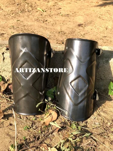 Vista 4 de ARTIZANSTORE Par de brazaletes vikingo medieval de acero ennegrecido, guerrero de fantasía, armadura de cosplay, disfraz de Halloween