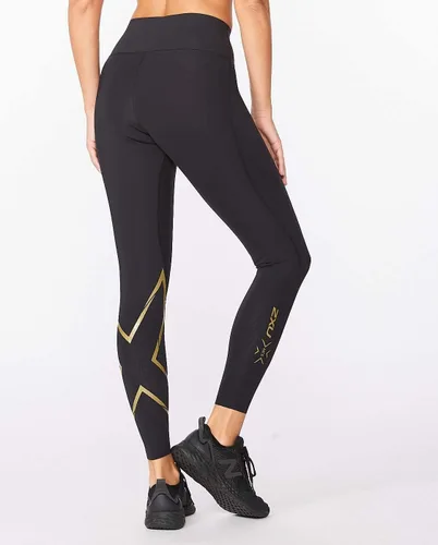 Vista 2 de 2XU Mallas de compresión Force de tiro medio para mujer con cintura plana y ancha para entrenamiento y fitness, negrodorado, talla XS