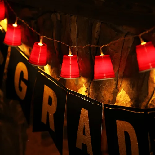 Vista 8 de Hiboom Cadena de luces LED rojas de 13 pies con 20 tazas rojas, mini luces de taza de chupito