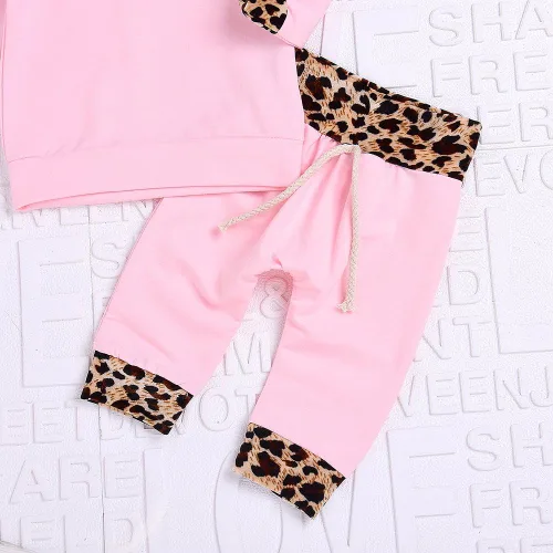 Vista 7 de Conjunto de 2 piezas de camiseta con capucha y pantalones de leopardo rosa para recién nacidas Rosa y leopardo