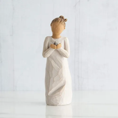 Vista 5 de Willow Tree Nurture, figura esculpida pintada a mano Hand-Painted Resin Figurine, Sculpted by Artist Susan Lordi, Celebrates Loving Family