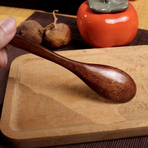 Vista 4 de 2 cucharas de madera natural nanmu de 6 pulgadas y 5.9 in, cucharas de madera, cucharas de sopa, cucharas de servir, cucharadita de madera
