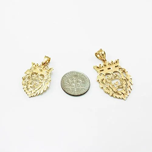 Vista 4 de Colgante de oro amarillo de 10 quilates con diseño de león y rey de la marca LA BLINGZ