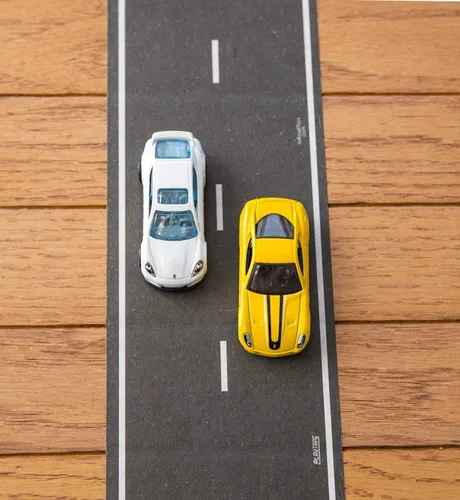 Vista 2 de Cinta adhesiva de carreras para pista de autos de carreras, rollo de cinta adhesiva para juegos de carreras, pista y tren, se adhiere a suelos