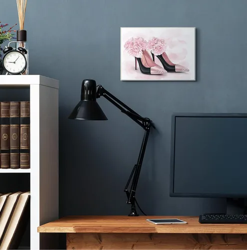 Vista 3 de Stupell Industries 'Fashion Heels Pink Flowers' Arte de placa de pared