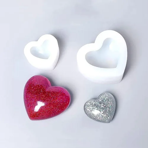 Vista 4 de Weenkeey 2 moldes de resina en forma de corazón 3D, dijes de llavero de corazón, molde de silicona, molde de fundición de joyería de corazón, molde