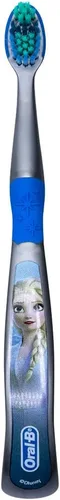 Vista 5 de Oral-B Cepillo de dientes Frozen de Disney, extra suave (los personajes varían), paquete de 2