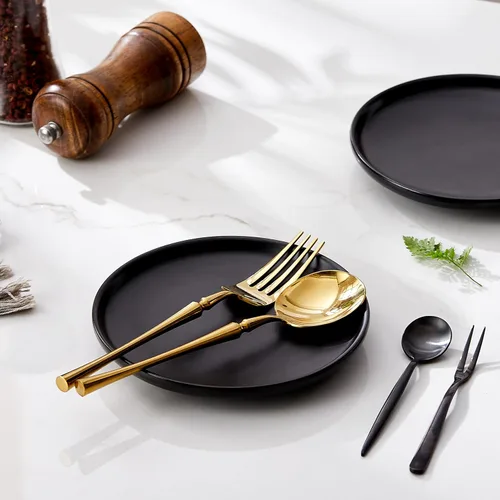 Vista 7 de Platos de cerámica mate para aperitivos de 6 pulgadas, juego de 4 pequeños platos de postre, aptos para microondas y horno, pan, postre