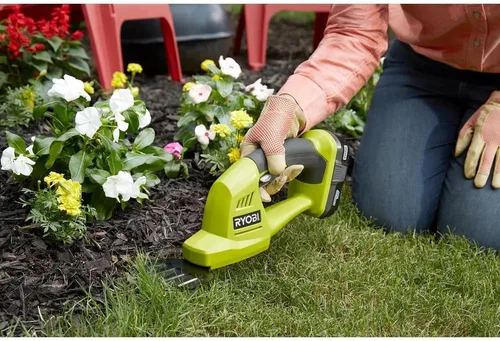 Vista 3 de RYOBI ONE+ P2906BTL - Cortadora de césped con batería inalámbrica de 18 V (solo herramienta)