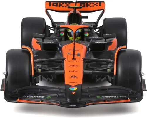 Vista 2 de Bburago 1:24 2024 Race McLaren MCL38 con Casco, Piastri #81