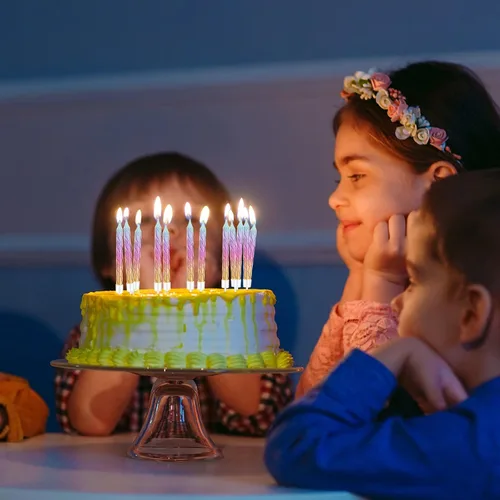 Vista 6 de Treela Vela de cumpleaños de 3 años para pastel con 12 piezas en espiral con números de arco iris, velas degradadas de tercer cumpleaños para niñas