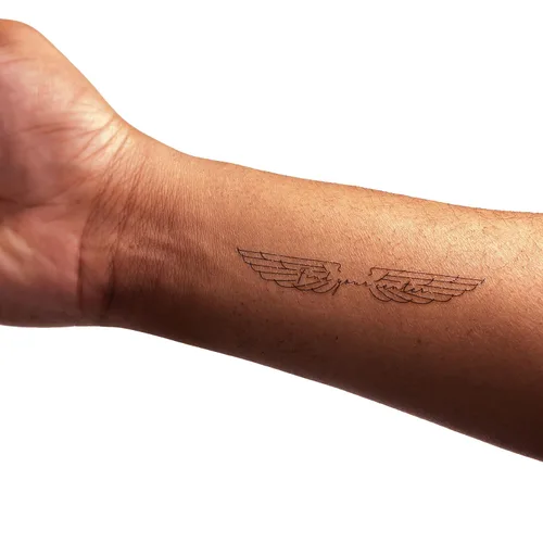 Vista 3 de Aquí y ahora afirmaciones ponibles - 26 tatuajes temporales, diseños artísticos de tatuajes falsos, letras pequeñas, ilustraciones florales