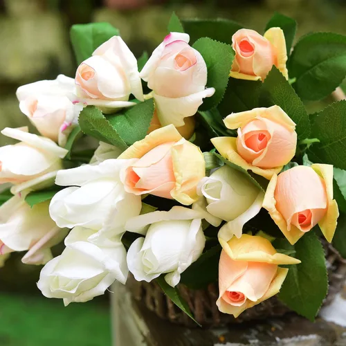 Vista 3 de FiveSeasonStuff Albaricoque rosado tallo largo de 21 pulgadas, rosas de tacto real, flores artificiales de seda, pétalos se sienten y se ven como