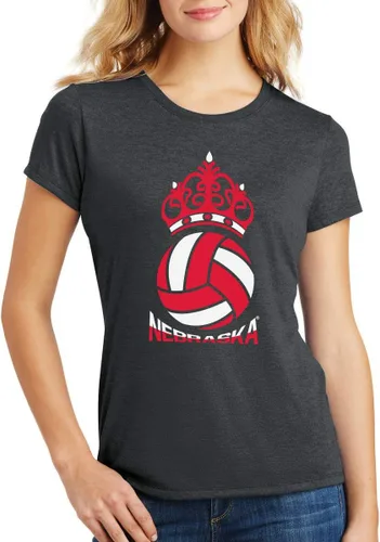 Vista 26 de CornBorn Elige tu diseño: camisetas prémium de voleibol de Nebraska para mujer