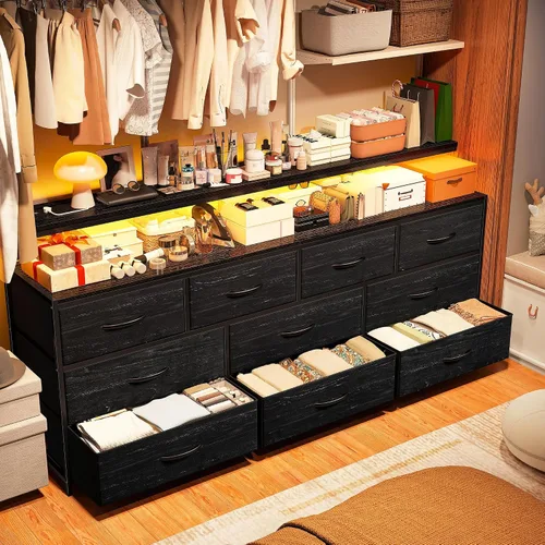 Vista 2 de EnHomee - Cómoda negra de 55 pulgadas de ancho para dormitorio con 10 cajones, LED y tomas de corriente Two Open Shelves for Easy Access, Large