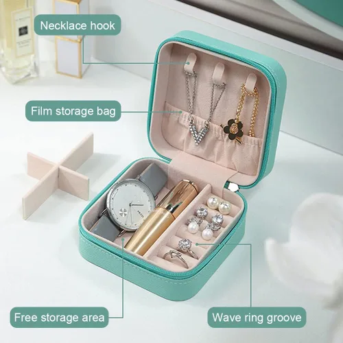 Vista 2 de FOME Joyero pequeño, organizador portátil de piel sintética, mini estuche de almacenamiento de joyas de viaje para anillos, aretes, collares