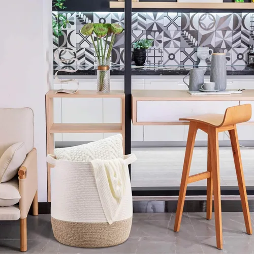 Vista 2 de MINTWOOD Design Cesta decorativa grande de cuerda de algodón tejida de 17 x 17 pulgadas para sala de estar, cesta de lavandería, cestas