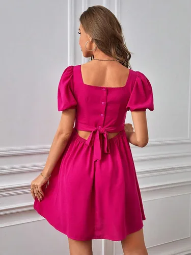Vista 2 de WDIRARA Vestido acampanado de verano con mangas abombadas y cuello cuadrado y lazo en la espalda para mujer