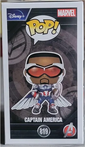 Vista 3 de Funko POP! El halcón y el soldado de invierno # 819 - Capitán América [pose de acción] Exclusivo